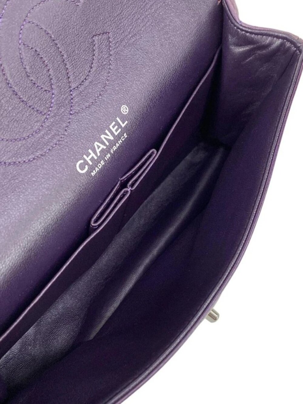 CHANEL Double Flap Matelasse A01112 Purple Lambskin Shoulder Bag - Picture 7 of 16